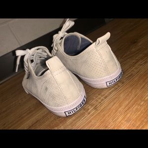 Tommy Hilfiger Laniel Round Toe Sneakers